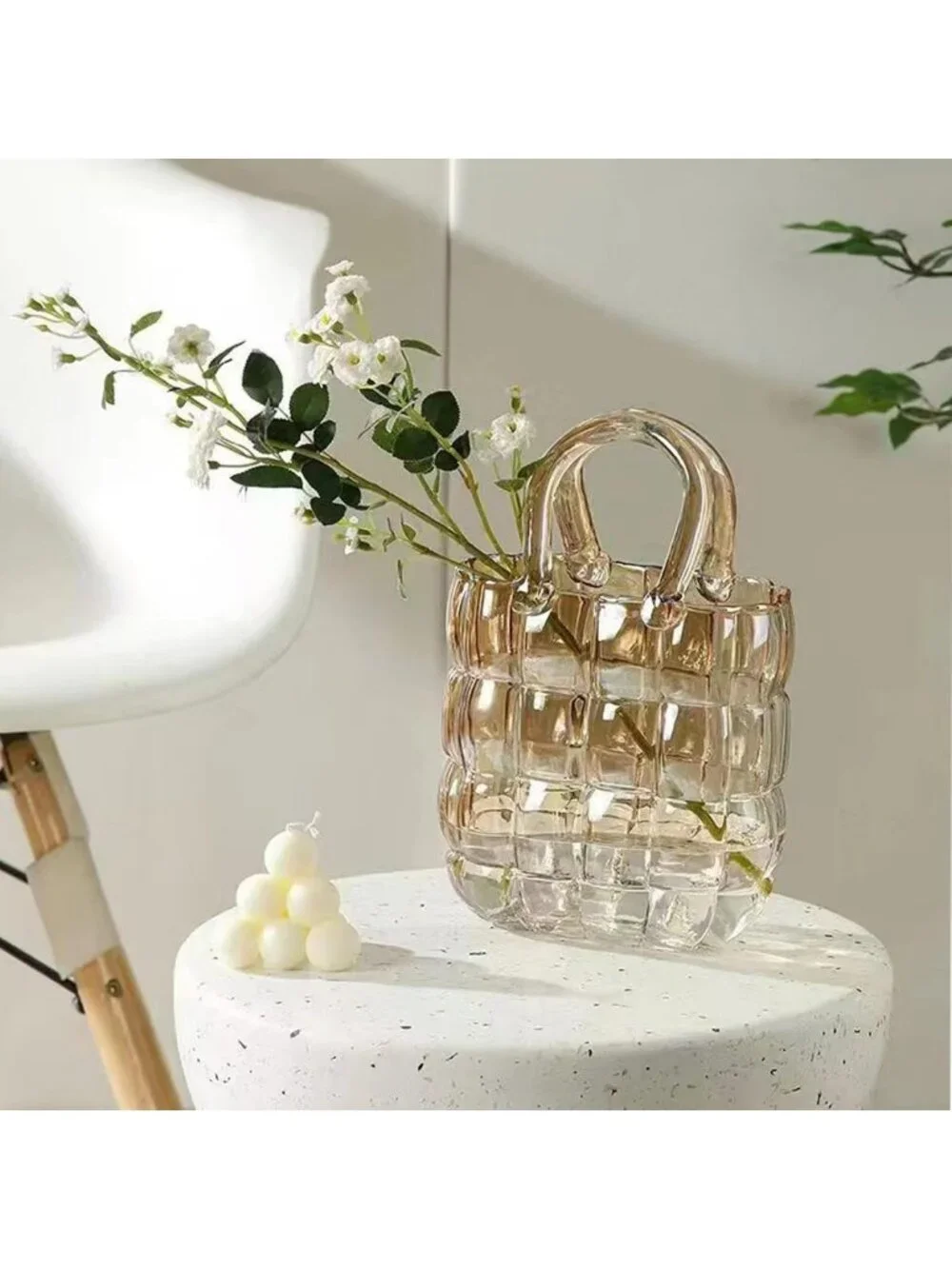 Elegant Purse Design Glass Vase - Unique Handheld Flower Holder for Home